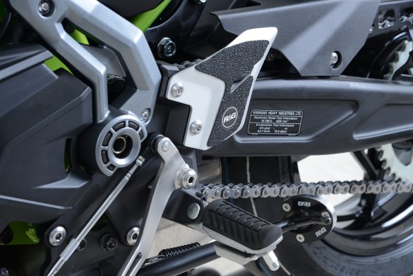 R&G Stiefel Schutzpads Pads für Kawasaki Z 650 Bj.17- - schwarz
