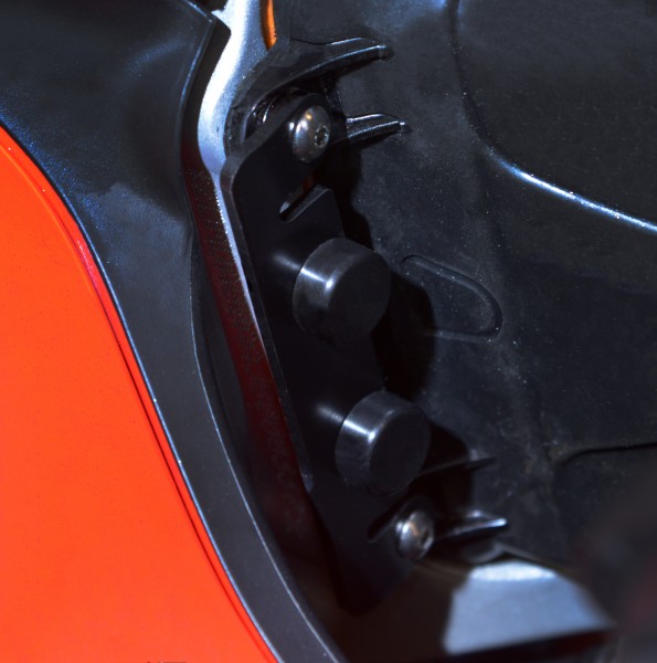 R&G Lenkeranschlag Protektor schwarz für Ducati Panigale V4, V4S, und Speciale Modelle