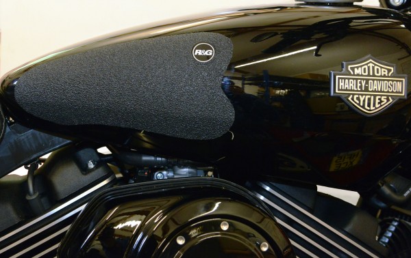 R&G Eazi-Grip Tank Traction Pads für Harley Davidson Street 750/500 - transparent